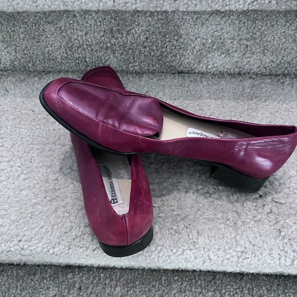 ✨Vintage Etienne Aigner Burgundy Red Leather Loafers - Size  9. ✨ - Picture 3 of 12